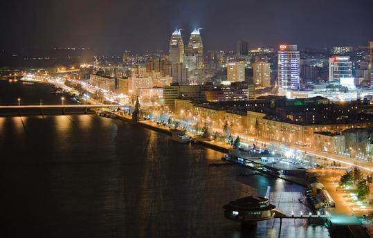 Апартаменти Іва В Центрі На Набережній Dnipro Eksteriør bilde